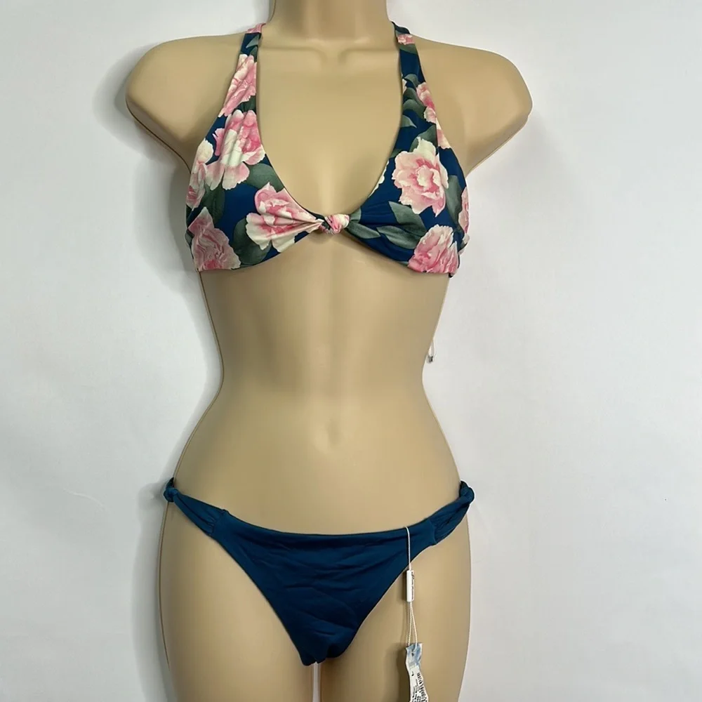 Frankie’s Bikinis floral bikini set NWT